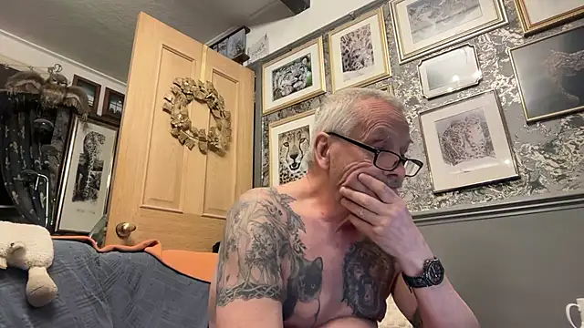 poggles online show from 2, 4, 2026