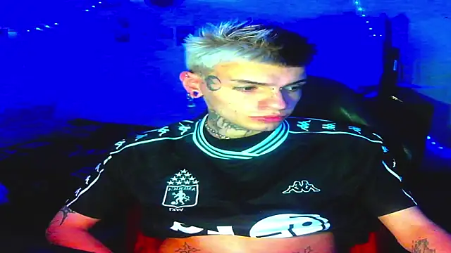 Snapshot of prince_x_dark chatting on 16, 7, 2026 prince x dark online show from 16, 7, 2026