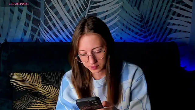 ChristyCrayme online show from 3, 10, 2025