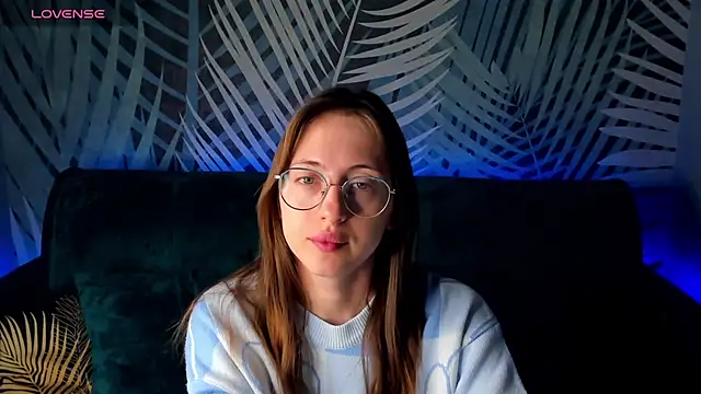 ChristyCrayme online show from 12, 11, 2025