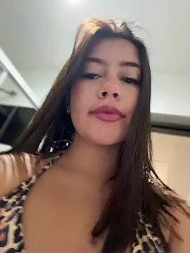 Snapshot of sara_calderon chatting on 14, 5, 2026 sara calderon online show from 14, 5, 2026
