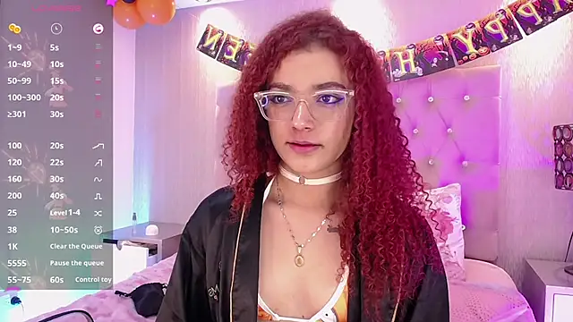 Snapshot of Dancer-Myluu chatting on 17, 10, 2025 Dancer-Myluu online show from 17, 10, 2025