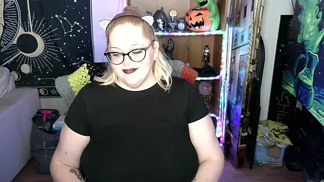 Kinky Witch online show from 8, 4, 2026