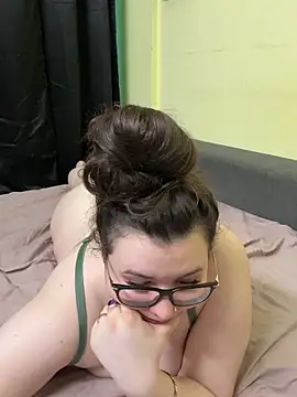 HaleyAyush online show from 15, 2, 2026