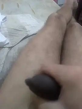 Snapshot of GuilhermeYuree chatting on 11, 9, 2025 GuilhermeYuree online show from 11, 9, 2025