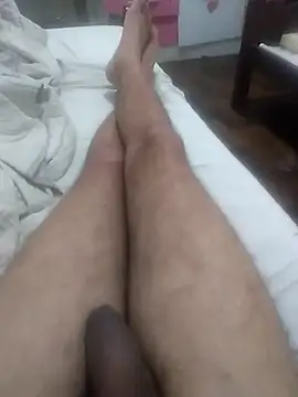 Snapshot of GuilhermeYuree chatting on 17, 10, 2025 GuilhermeYuree online show from 17, 10, 2025