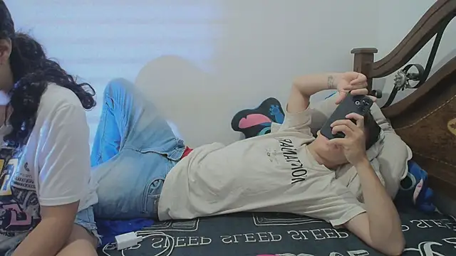 Snapshot of Aria_Arthur chatting on 10, 10, 2025 Aria Arthur online show from 10, 10, 2025