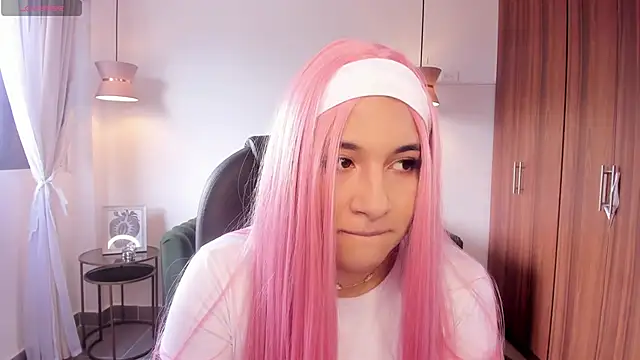 DANDARA THOM online show from 21, 9, 2025