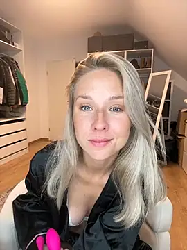 celis secret online show from 30, 9, 2025