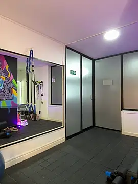 KatlynRous online show from 28, 2, 2026