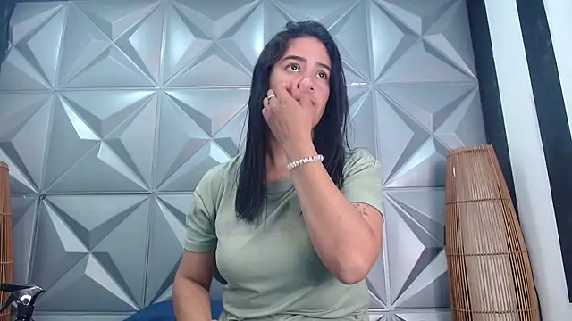 GreciaFox1 online show from 15, 9, 2025