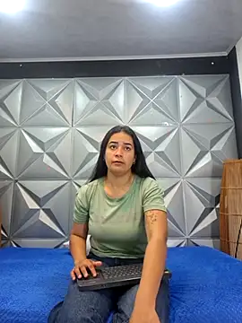 GreciaFox1 online show from 14, 11, 2025