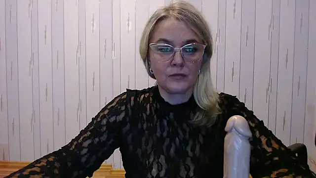 EleanoraDream online show from 13, 10, 2025