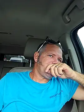 cubanitofeliz40 online show from 28, 10, 2025