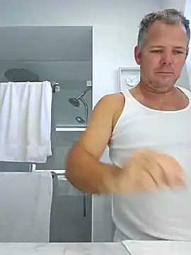 cubanitofeliz40 online show from 19, 11, 2025