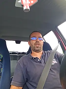 Snapshot of Thomas043 chatting on 11, 9, 2025 Thomas043 online show from 11, 9, 2025