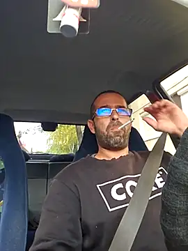 Snapshot of Thomas043 chatting on 22, 10, 2025 Thomas043 online show from 22, 10, 2025