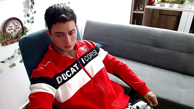 santii ss online show from 6, 4, 2026