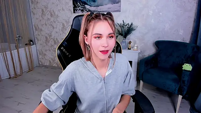 Snapshot of EllaCurtis chatting on 3, 5, 2026 EllaCurtis online show from 3, 5, 2026
