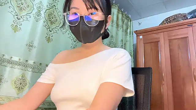 Snapshot of LinYi_Office chatting on 30, 6, 2026 LinYi Office online show from 30, 6, 2026
