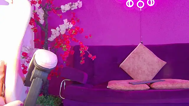 Snapshot of Daliana_Gounbolt chatting on 24, 6, 2026 Daliana Gounbolt online show from 24, 6, 2026