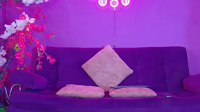 Snapshot of Daliana_Gounbolt chatting on 26, 6, 2026 Daliana Gounbolt online show from 26, 6, 2026