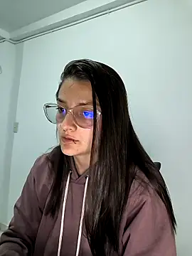 Coralinne   online show from 21, 4, 2026