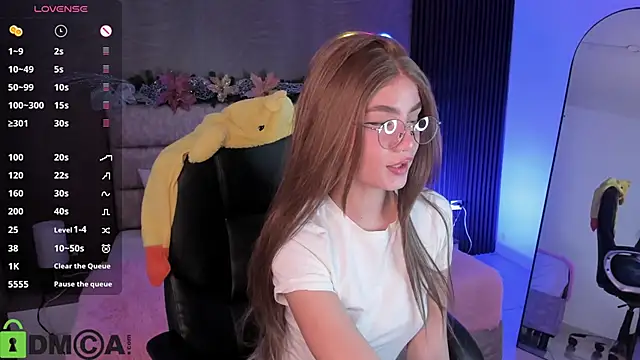 Arinextdoor online show from 15, 12, 2025