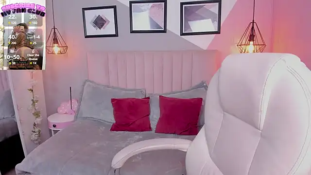 Baby  kitty  online show from 18, 9, 2025