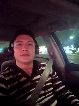 Snapshot of Zetaloco26 chatting on 21, 10, 2025 Zetaloco26 online show from 21, 10, 2025