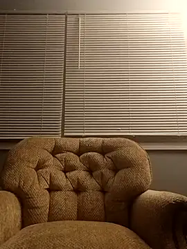 Snapshot of Zetaloco26 chatting on 4, 11, 2025 Zetaloco26 online show from 4, 11, 2025