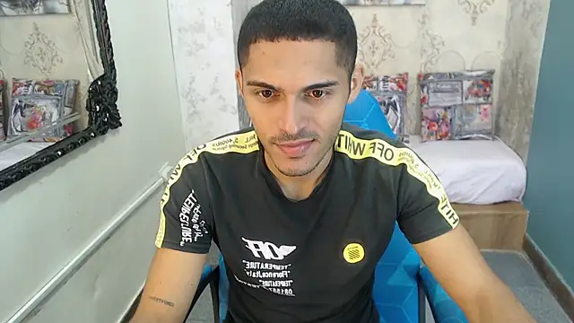 Snapshot of Derek_Storm_ chatting on 6, 11, 2025 Derek Storm online show from 6, 11, 2025