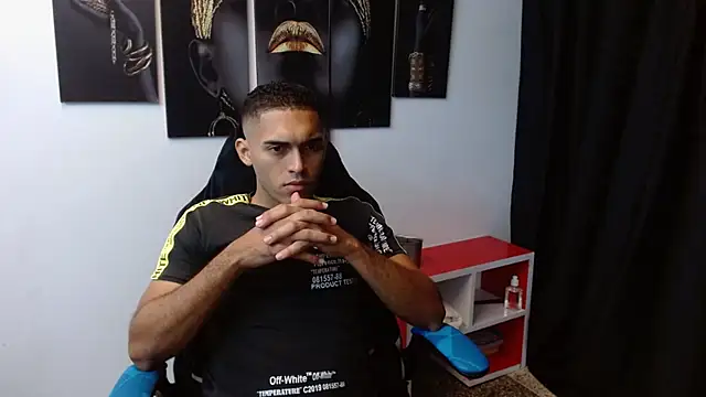 Snapshot of Derek_Storm_ chatting on 25, 11, 2025 Derek Storm online show from 25, 11, 2025