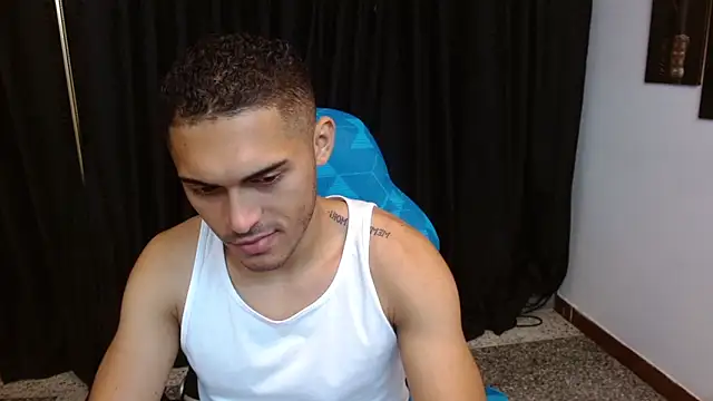 Snapshot of Derek_Storm_ chatting on 29, 11, 2025 Derek Storm online show from 29, 11, 2025