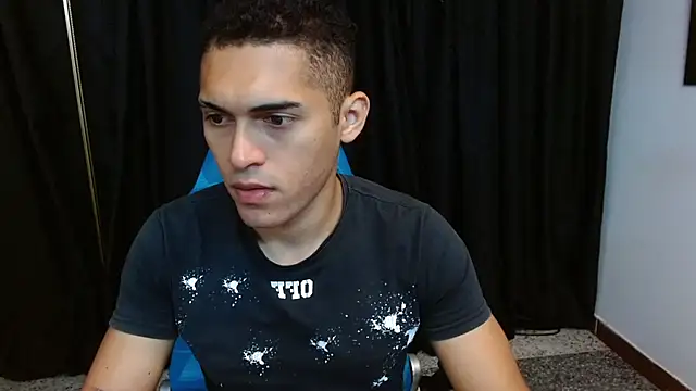 Snapshot of Derek_Storm_ chatting on 17, 12, 2025 Derek Storm online show from 17, 12, 2025