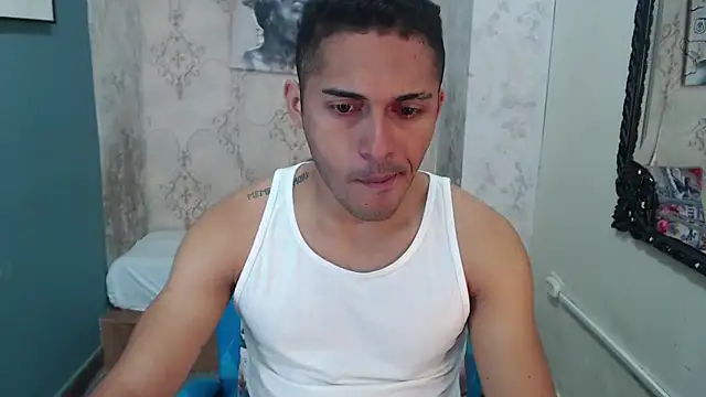 Snapshot of Derek_Storm_ chatting on 20, 12, 2025 Derek Storm online show from 20, 12, 2025