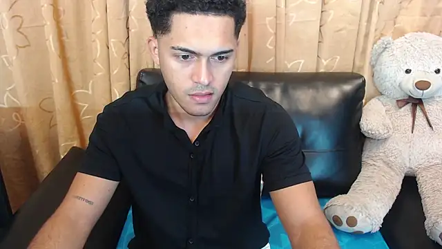 Snapshot of Derek_Storm_ chatting on 2, 4, 2026 Derek Storm online show from 2, 4, 2026