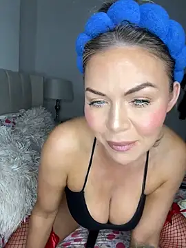 Snapshot of goddessbarbiexo chatting on 5, 5, 2026 goddessbarbiexo online show from 5, 5, 2026