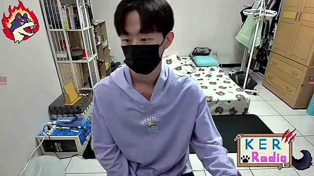 Snapshot of Kerberos_999 chatting on 27, 10, 2025 Kerberos 999 online show from 27, 10, 2025