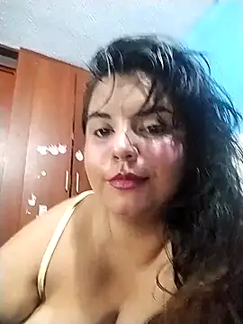 SamiBoobsxx online show from 18, 9, 2025