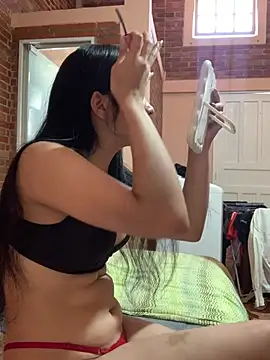 Snapshot of ashleyy20 chatting on 18, 7, 2026 ashleyy20 online show from 18, 7, 2026