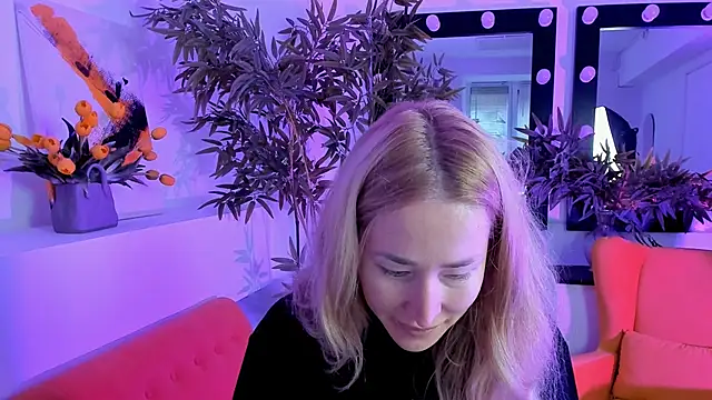 AstraMonroe online show from 17, 9, 2025