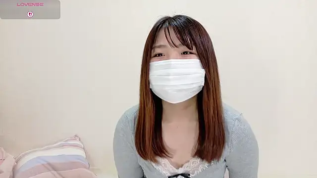 Snapshot of mana-chan chatting on 29, 9, 2025 mana-chan online show from 29, 9, 2025