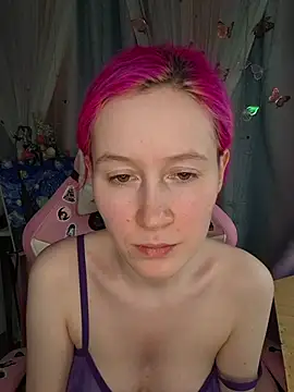 Snapshot of Fuzzy_Unicorn chatting on 29, 4, 2026 Fuzzy Unicorn online show from 29, 4, 2026