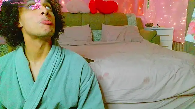 Marinaxmonroe online show from 25, 5, 2026
