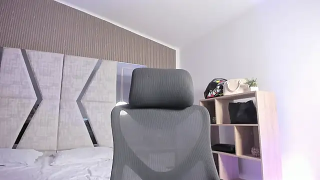 AlliceLover online show from 14, 12, 2025