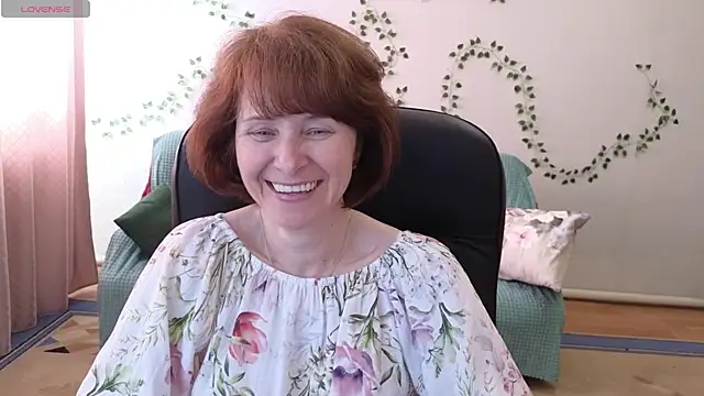 Snapshot of Lia_Tito chatting on 4, 6, 2026 Lia Tito online show from 4, 6, 2026