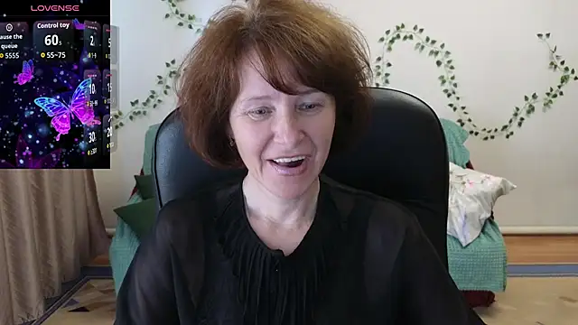 Snapshot of Lia_Tito chatting on 17, 7, 2026 Lia Tito online show from 17, 7, 2026
