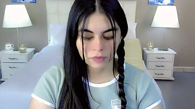 maddissonivanova online show from 10, 9, 2025