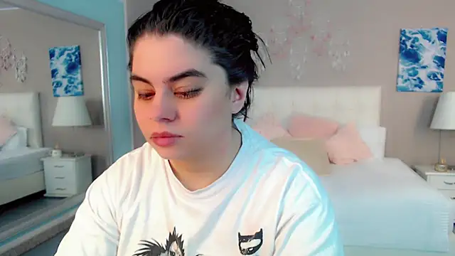 maddissonivanova online show from 7, 4, 2026